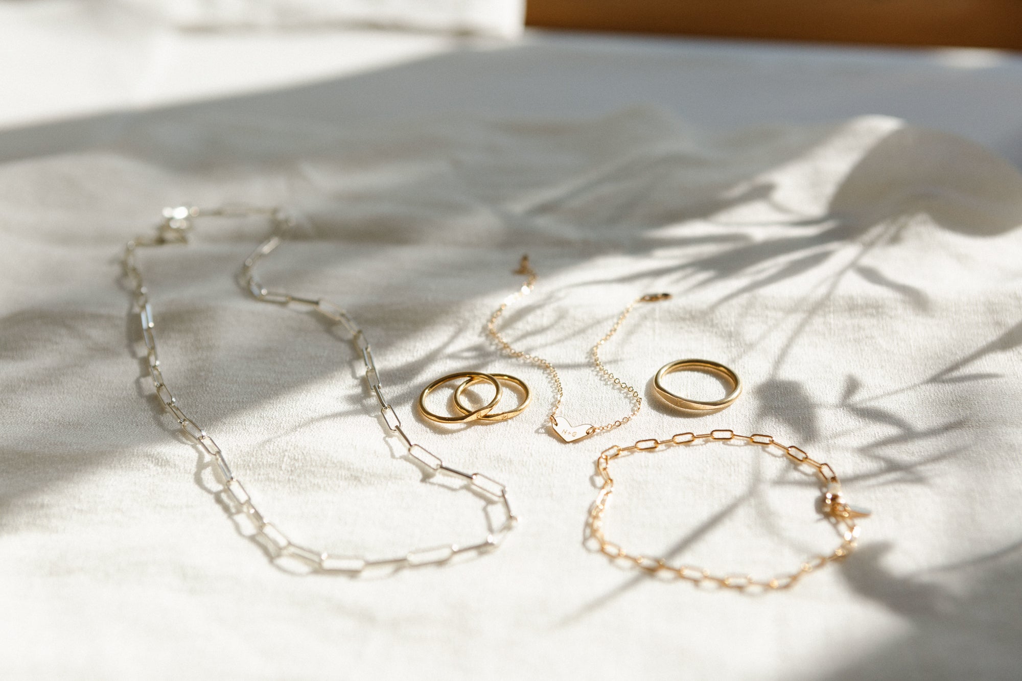 How to Clean Gold-plated Jewelry From Tarnishing Our Guide - Statement  Collective