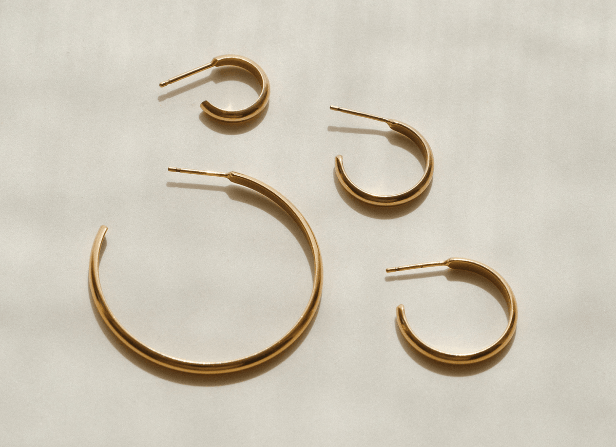 Hoops 101: Your Style Guide to Gold Hoops, Huggies & Stacking Like a Pro | GLDN