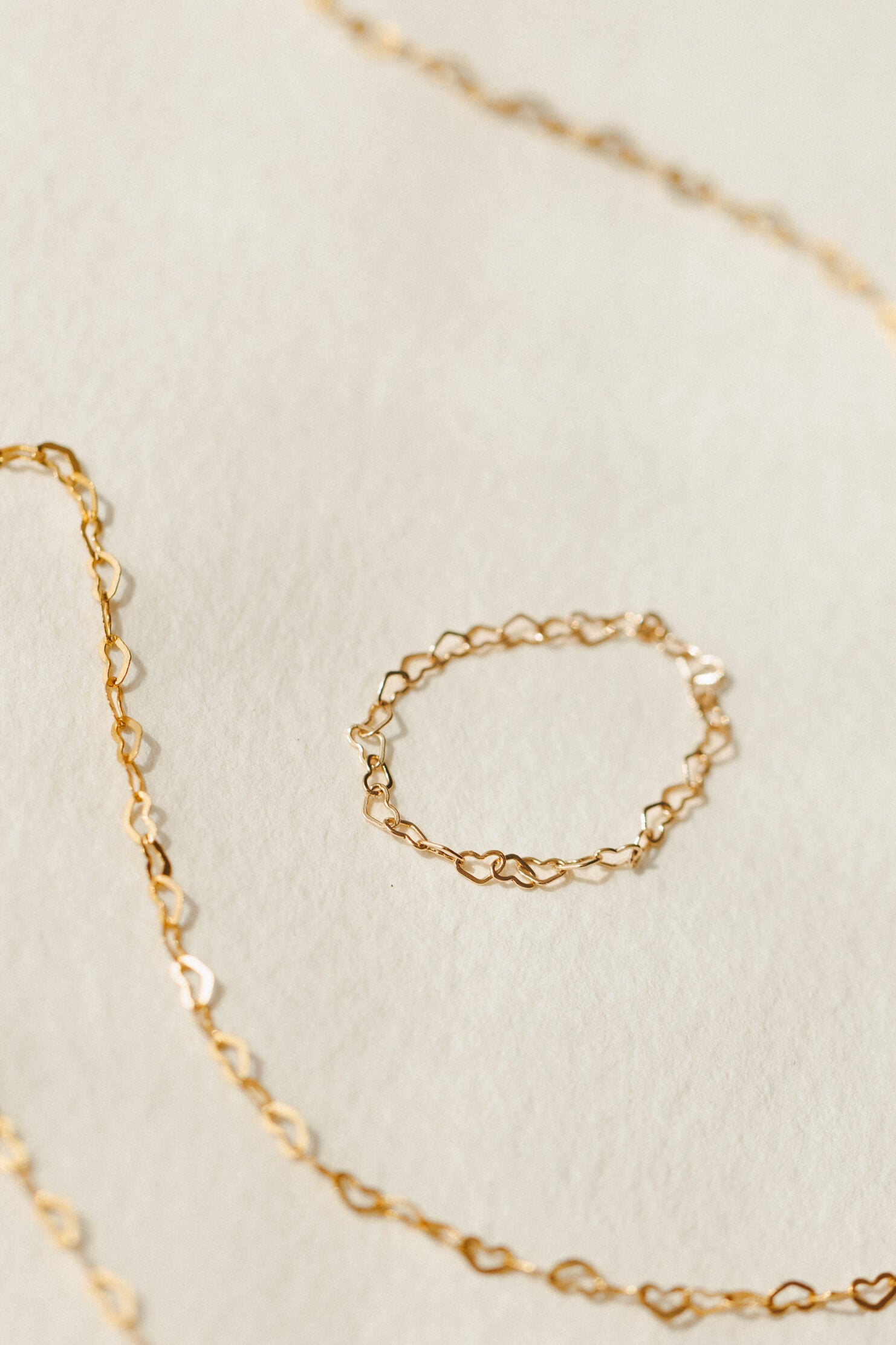 Dainty Heart Chain Ring