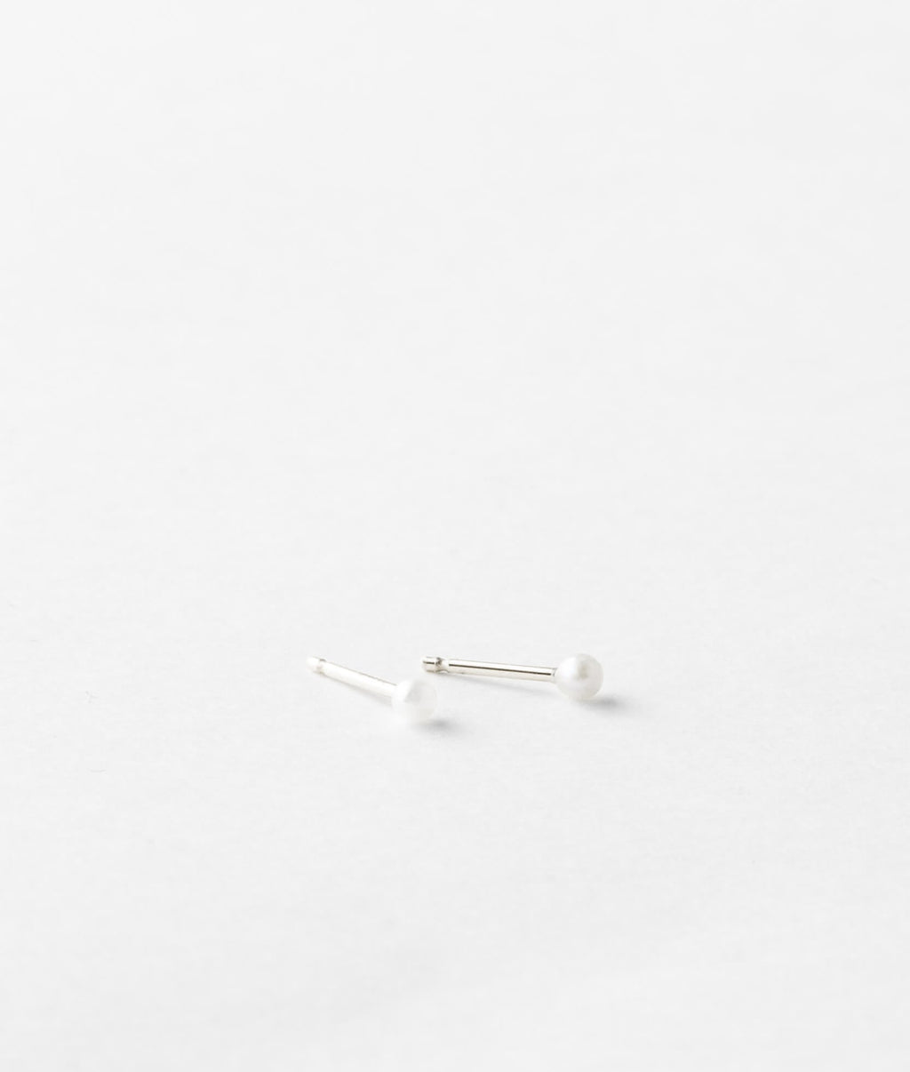 Pearl Studs
