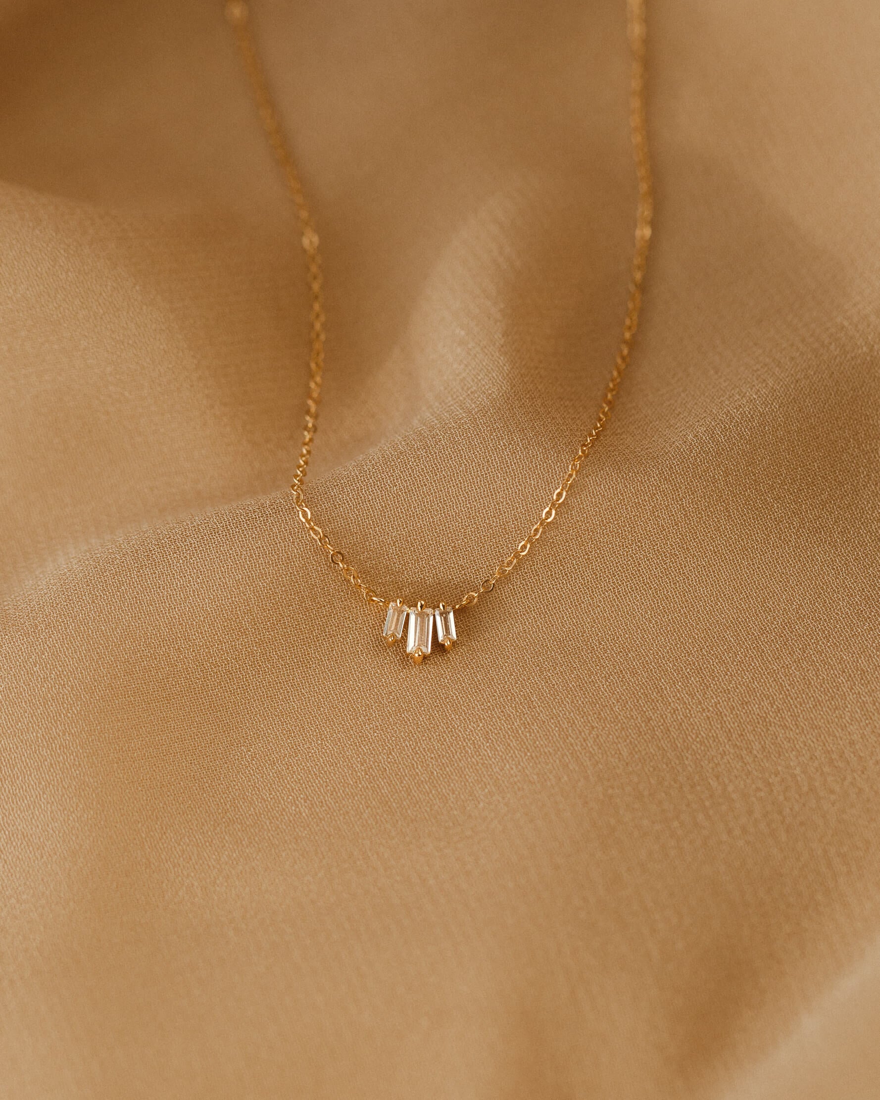 Prisma White Sapphire Necklace