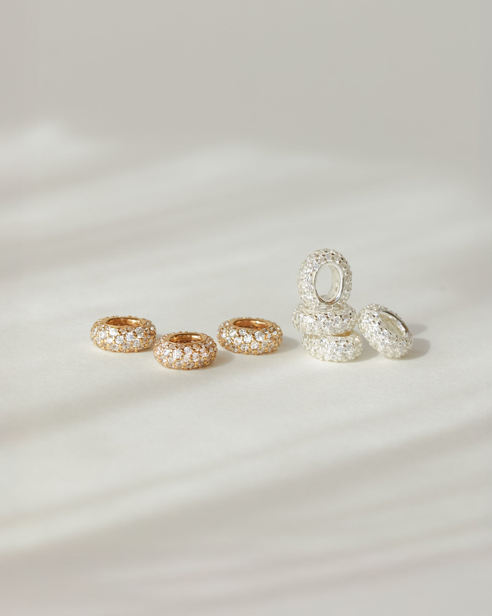 Extra Pavé Bead
