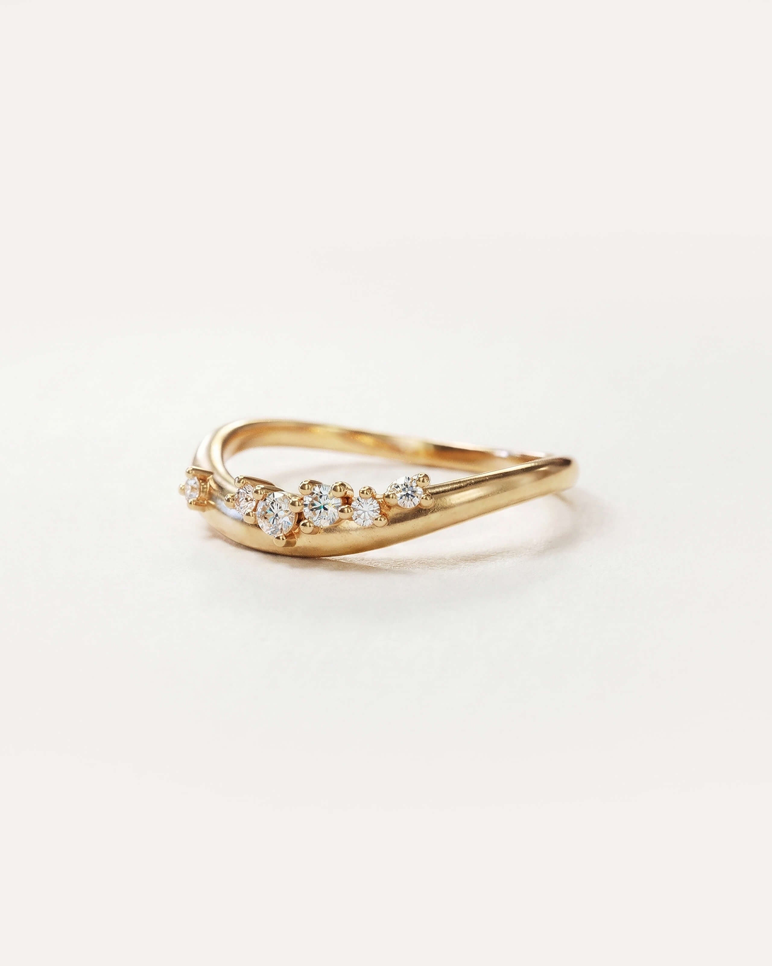 Dappled Diamond Flow Ring