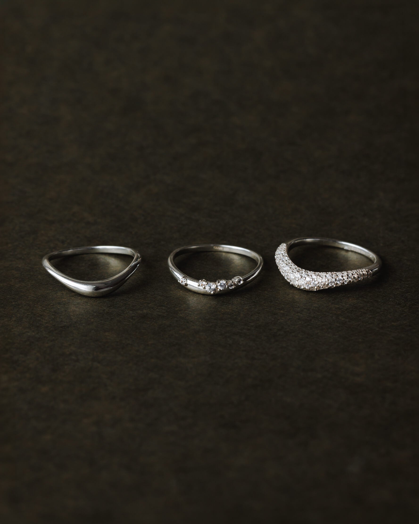 Dappled White Sapphire Flow Ring