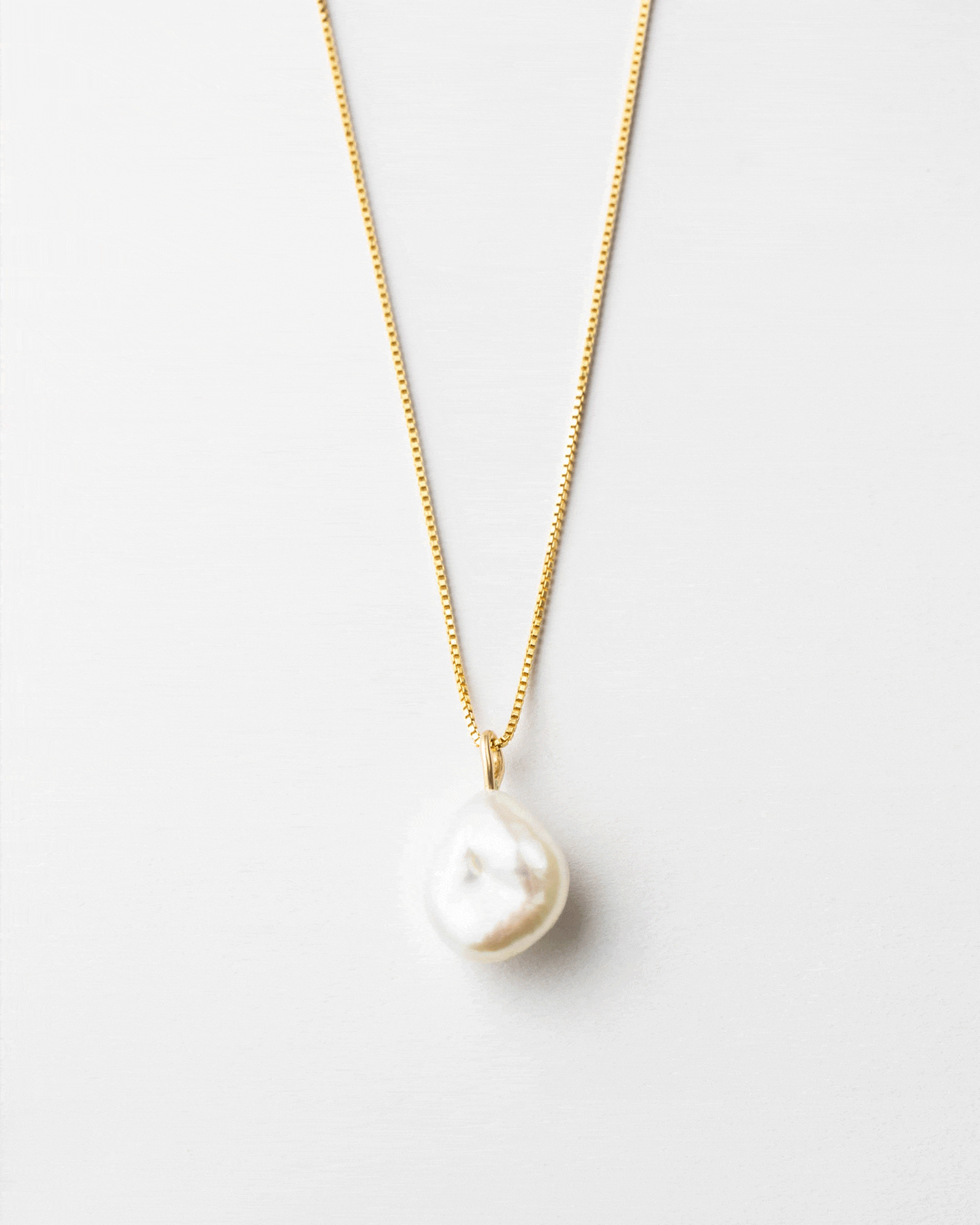 Baroque Pearl Necklace — GLDN