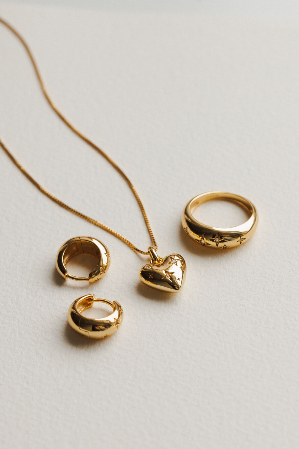 Puffy heart pendant necklace