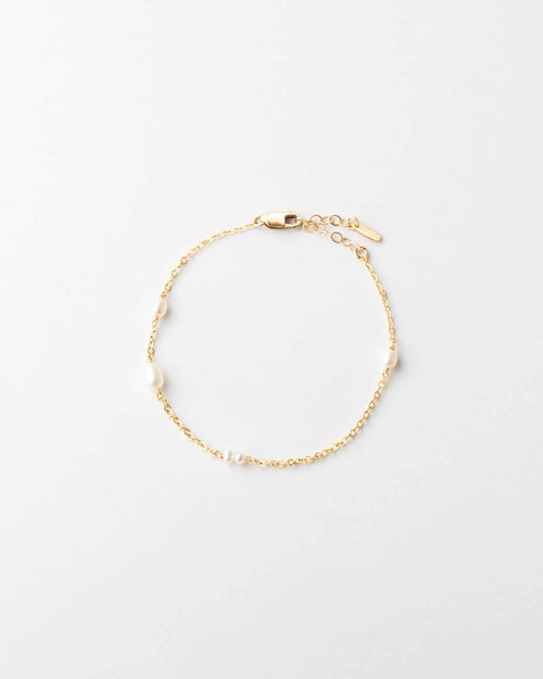 Floating Pearl Bracelet
