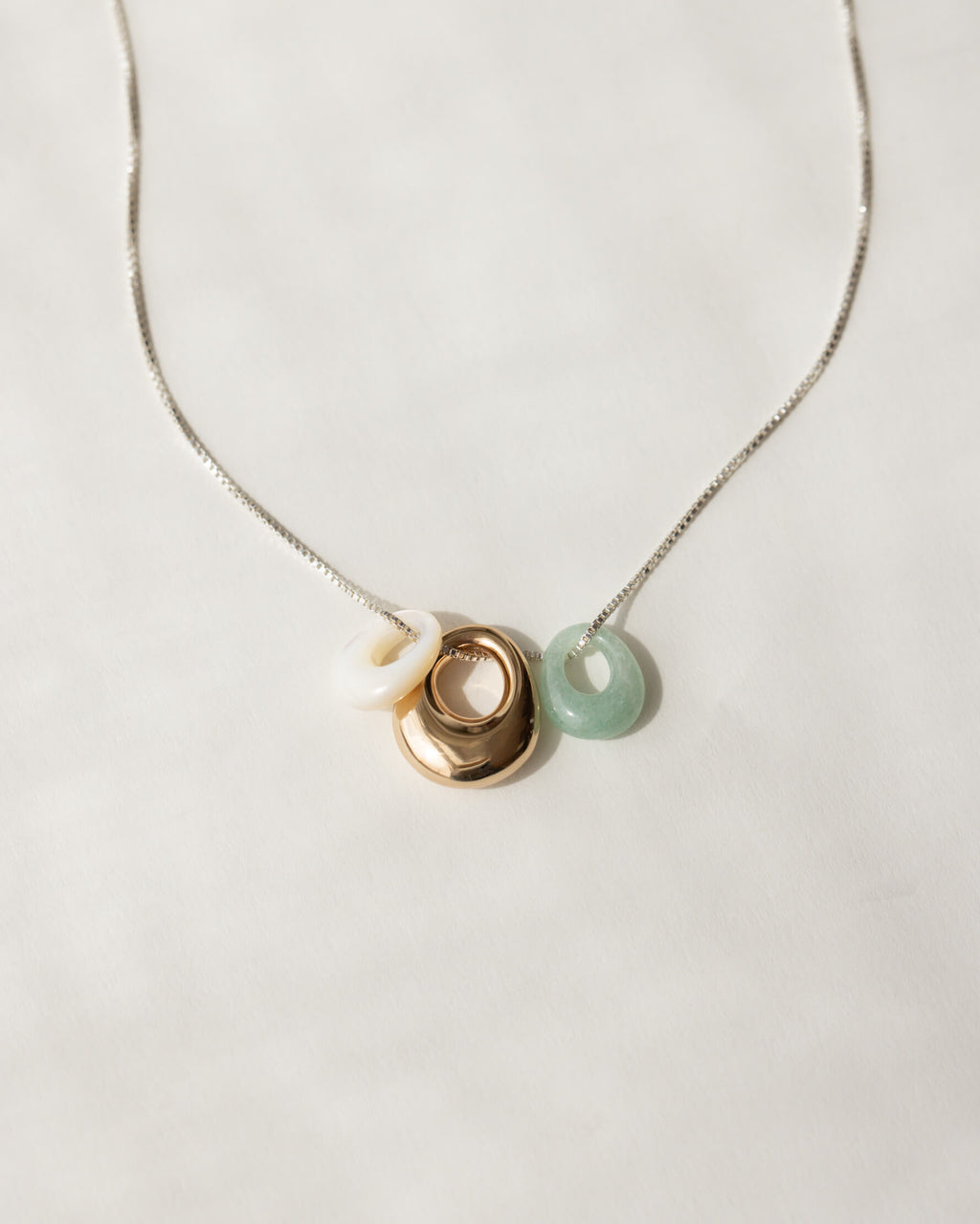 Contour Convertible Charm