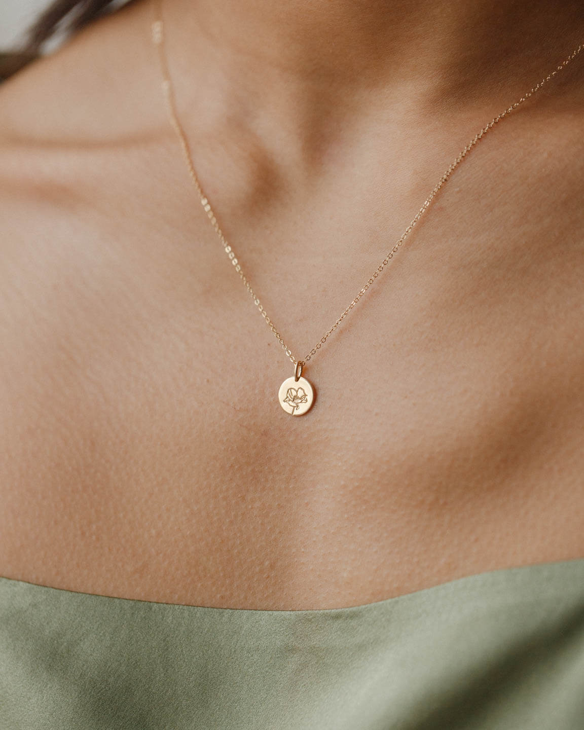 Small Flora Necklace