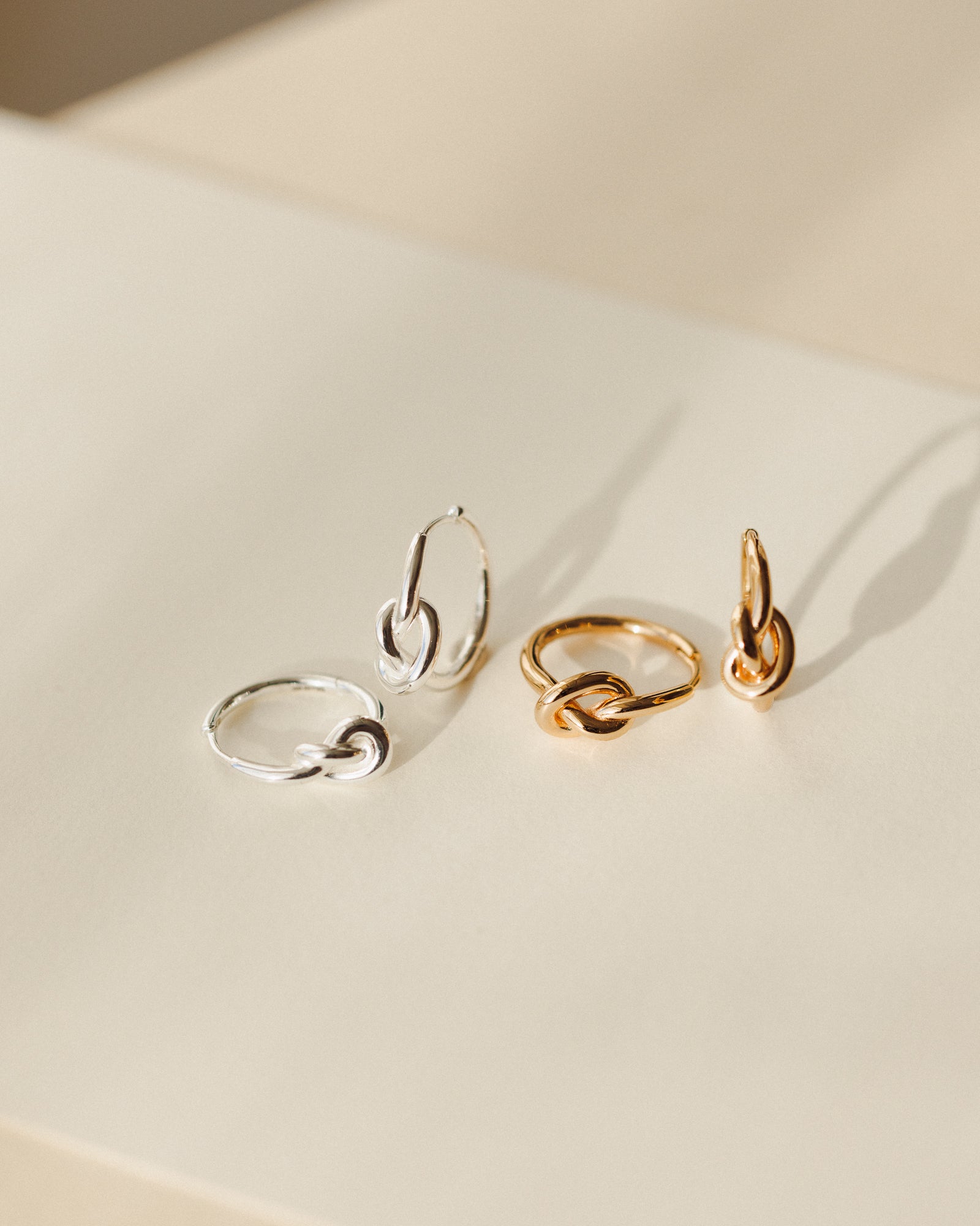 Eternal Knot Hoops