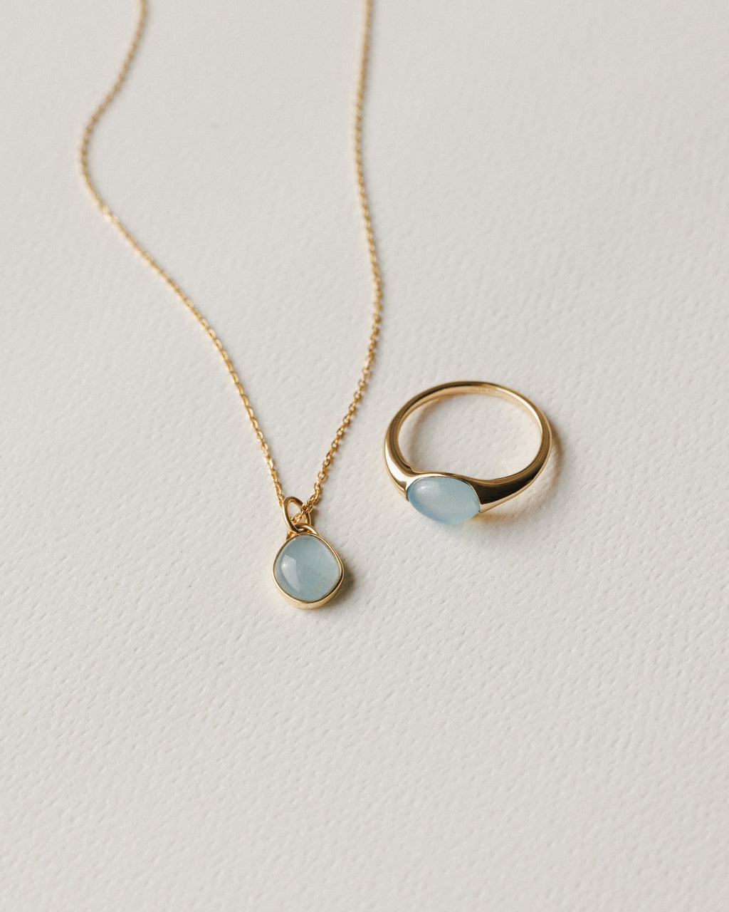 Solid Gold Mirage Necklace