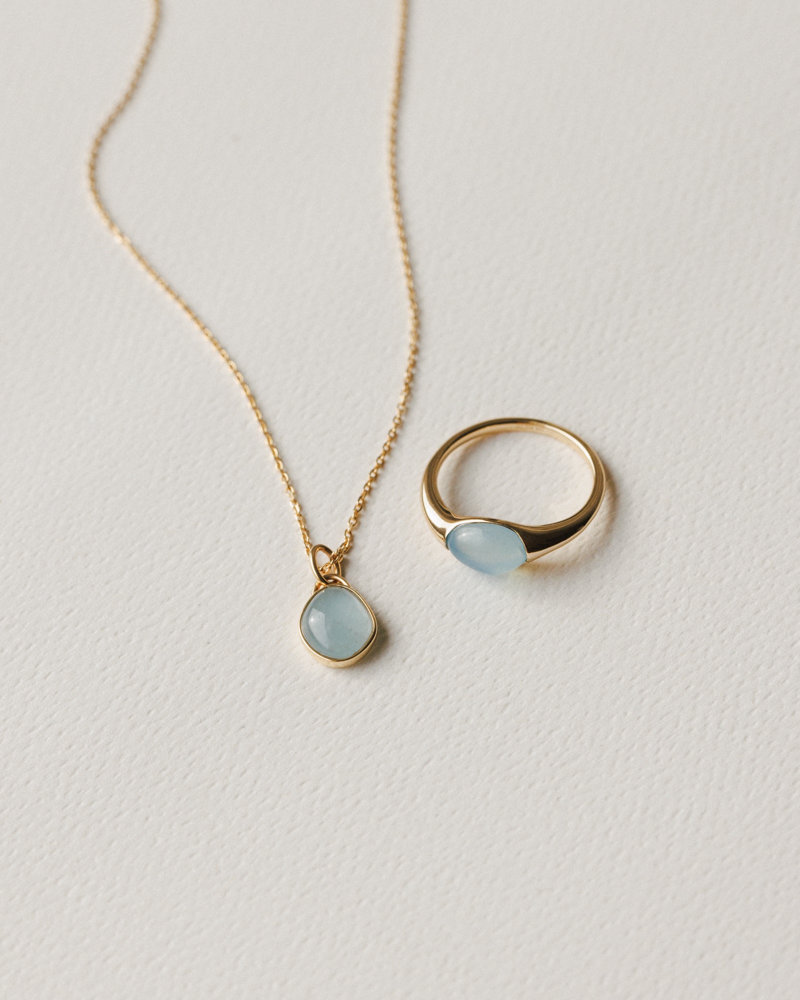 Solid Gold Mirage Necklace