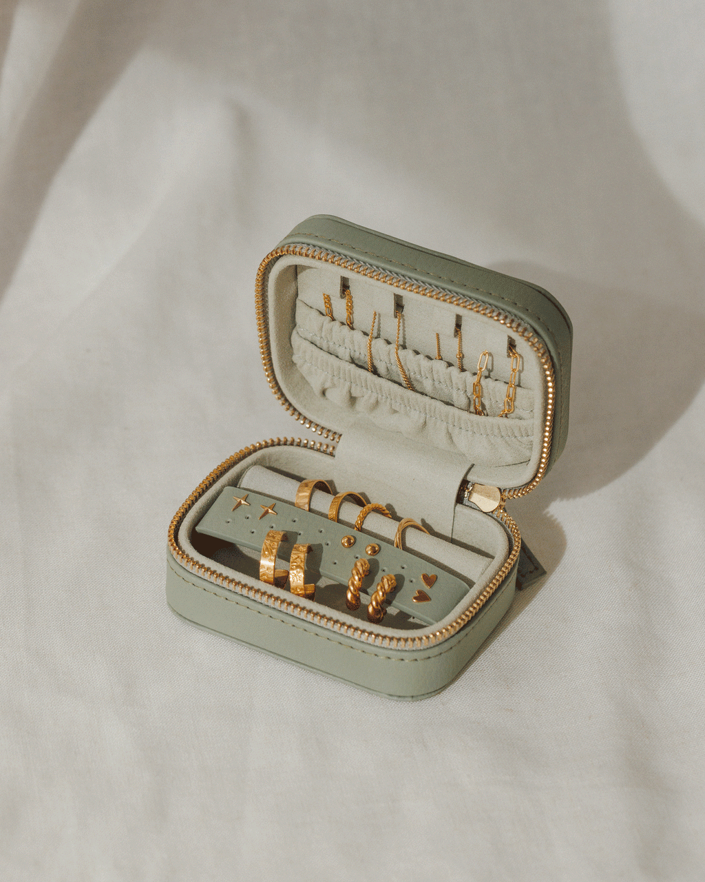 Sidekick Jewelry Case