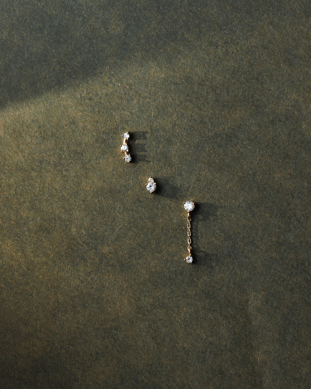 Stargazer White Sapphire Stud Set