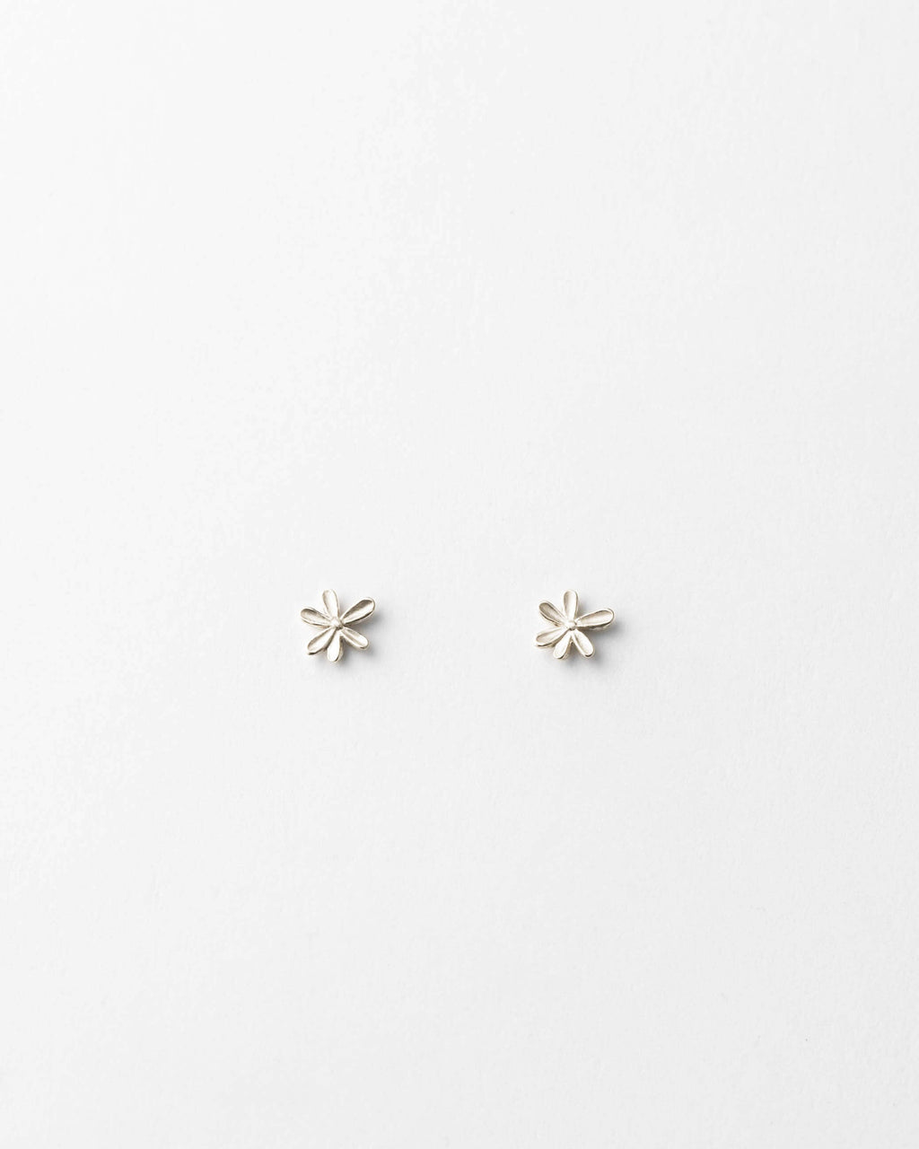 Material: Sterling Silver