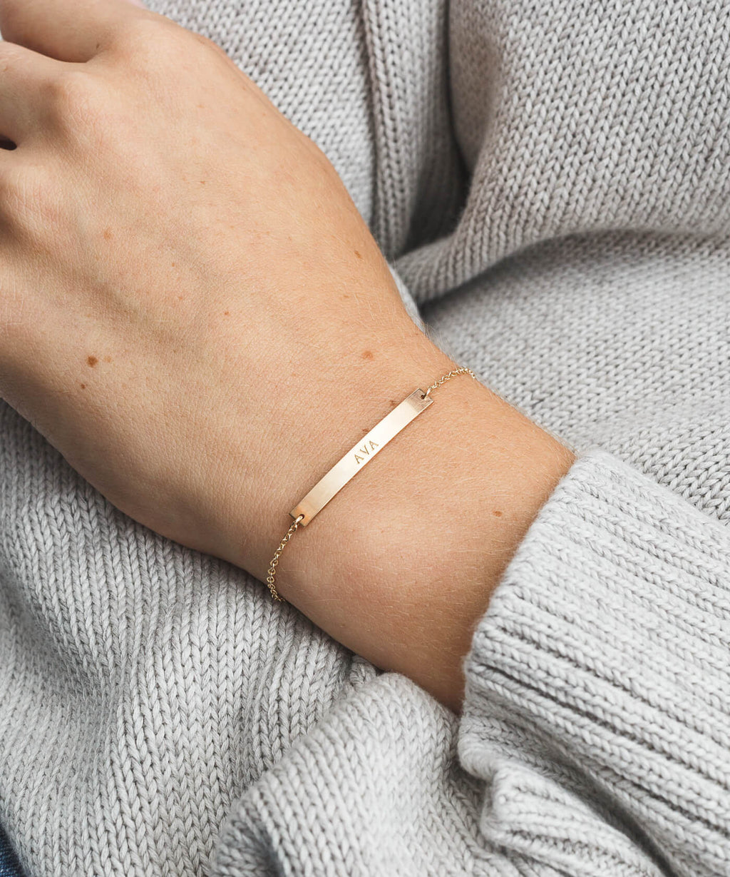 Serra Bar Bracelet