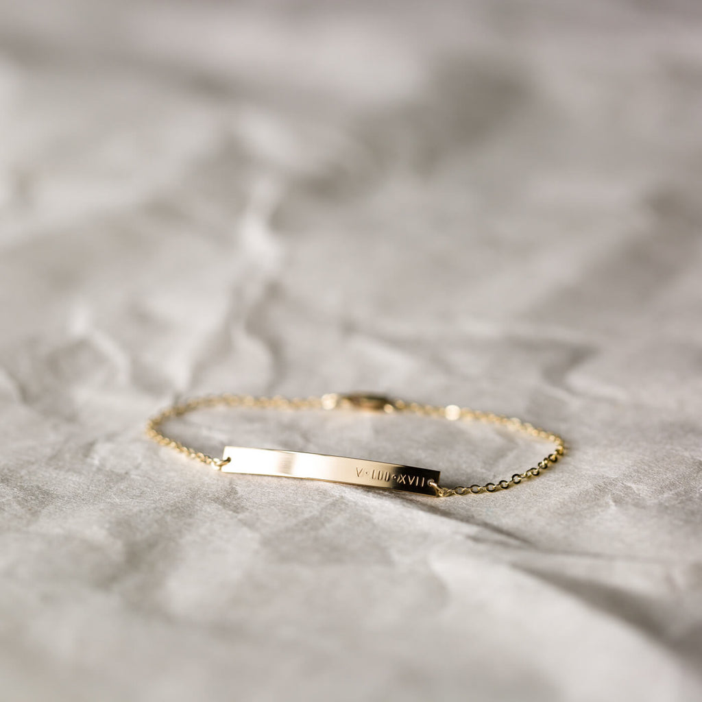 Serra Bar Bracelet
