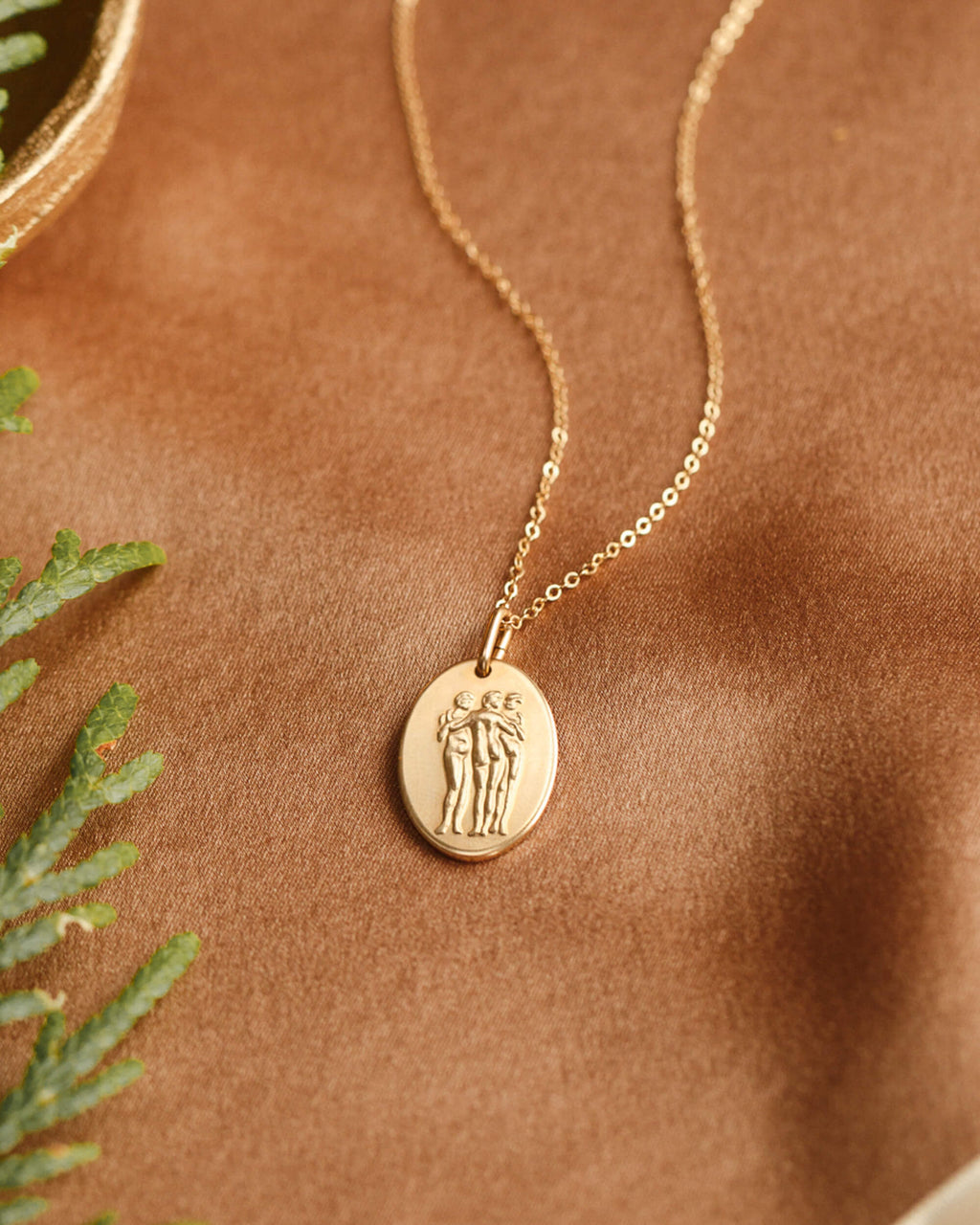 friends-sisters, necklaces-under-100, make-a-statement, gldns-most-gifted, exclude_pdp