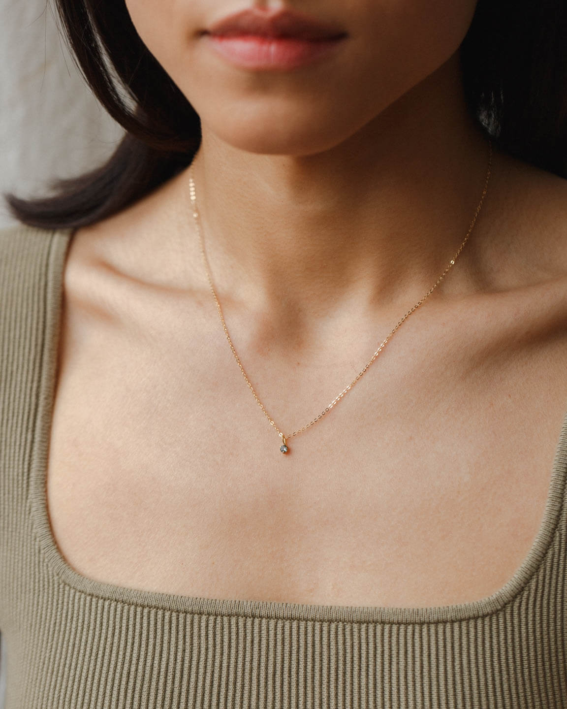 august-birthstone-jewelry