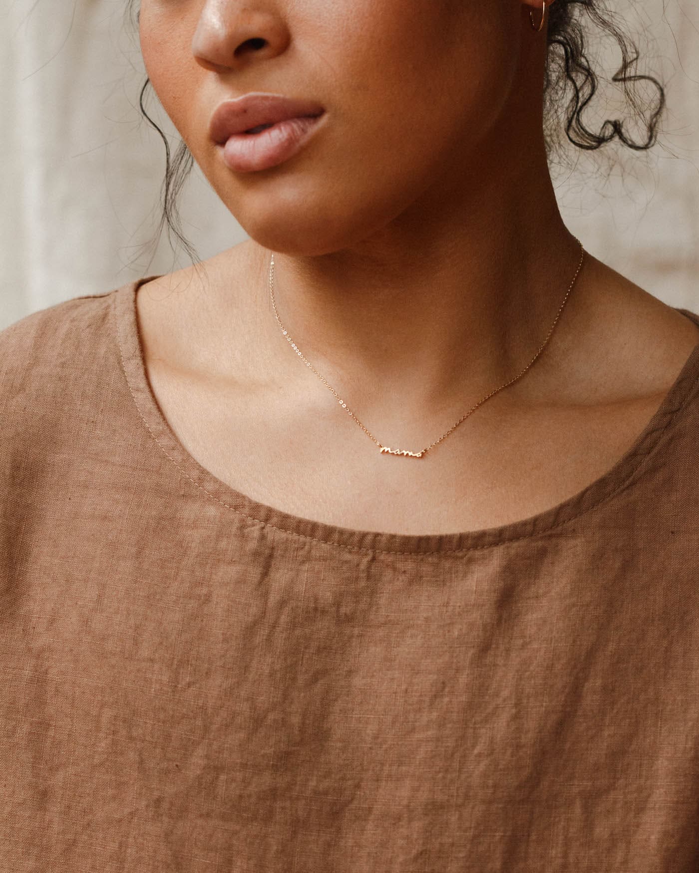 Thin Script Mama Rose Gold Name Necklace | Eve's Addiction