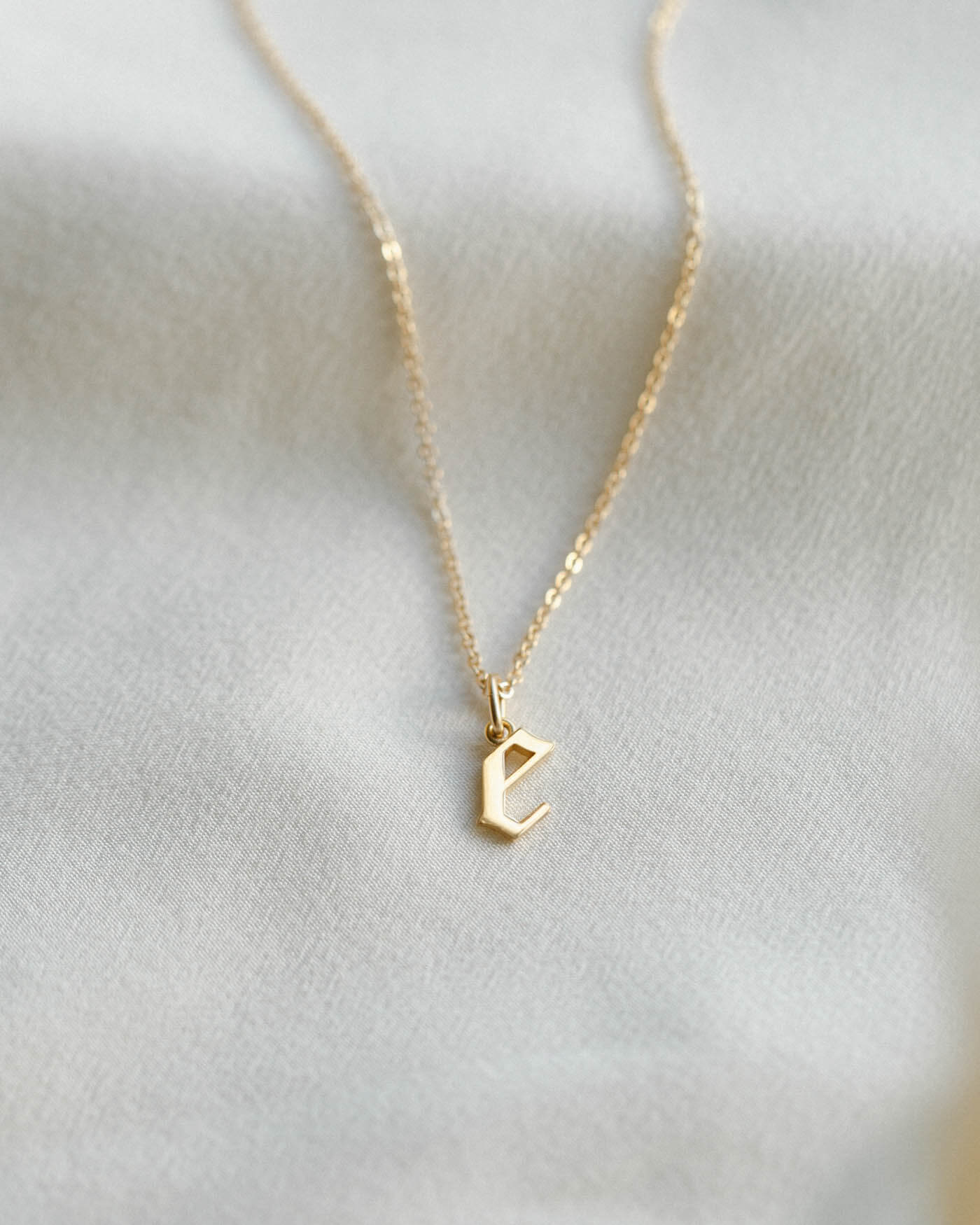 Gldn initial necklace Clearance