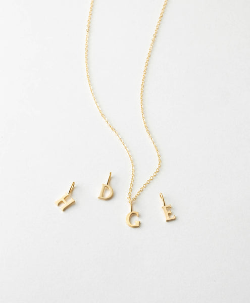 Stone Letter Necklace Gold | ani-jewels.com | Bianca Ingrosso